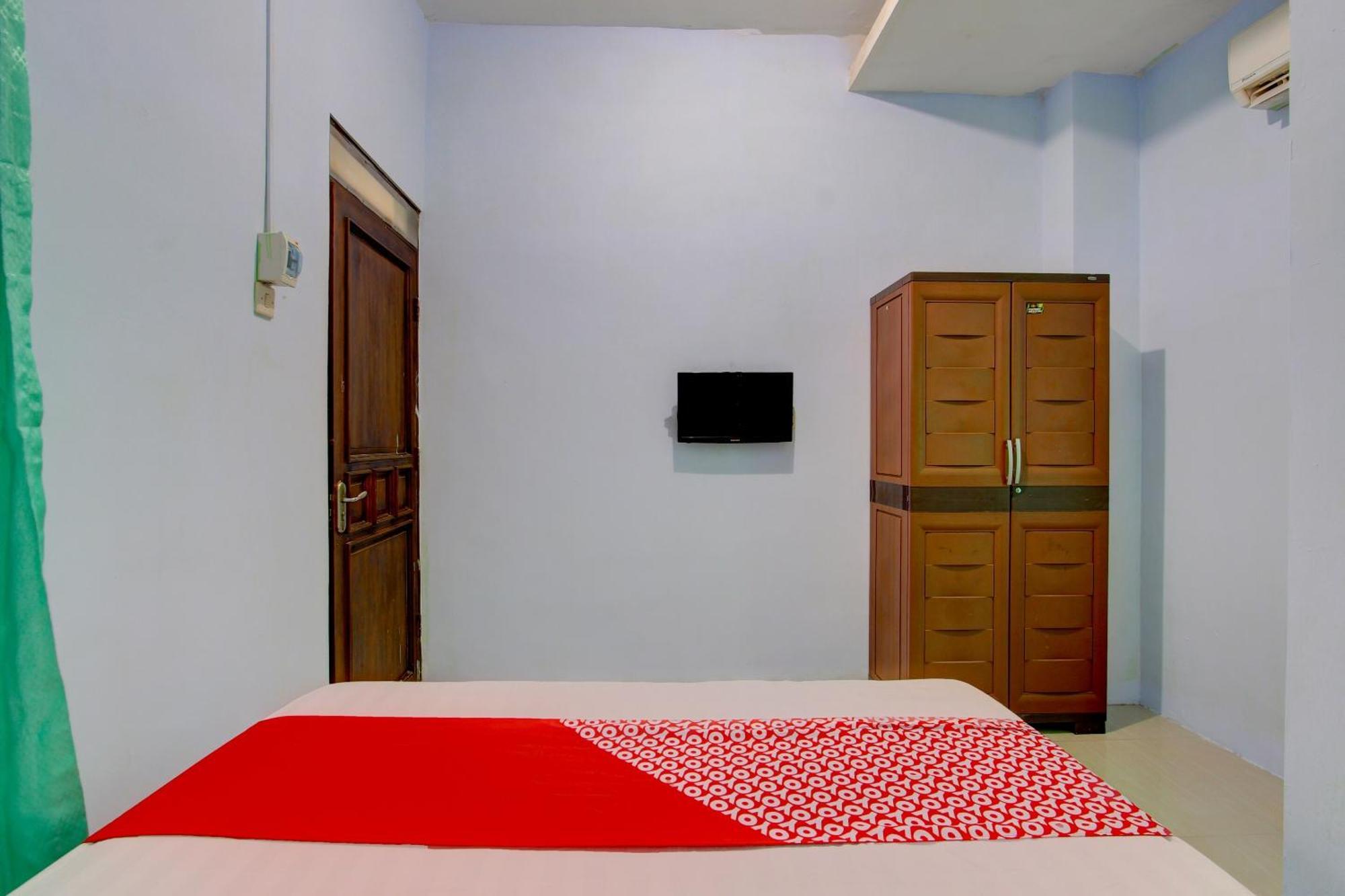 Super Oyo 93012 Griya Kencana Asri Syariah Lawean 외부 사진